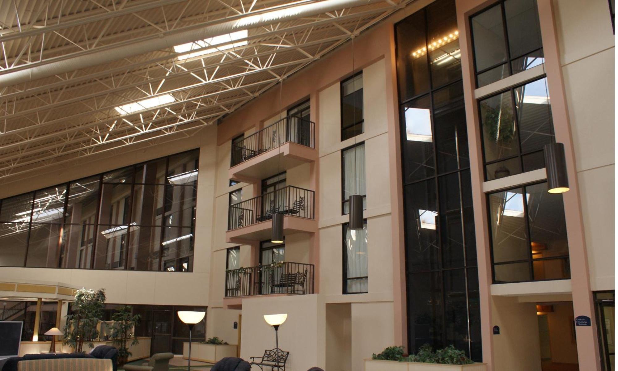 Wyndham Garden Стилуотър Екстериор снимка